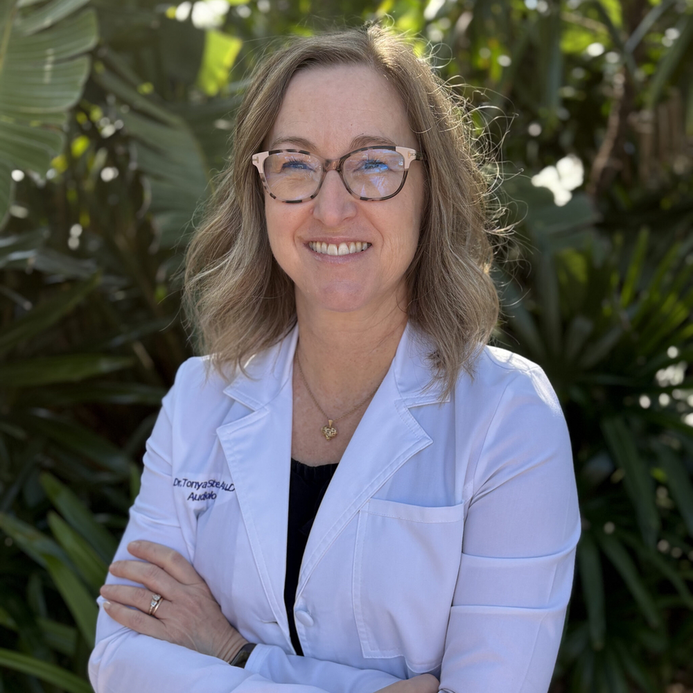 Dr. Tonya Steed, Au.D., Owner & Audiologist at Physicians Hearing Clinic in Sarasota, FL